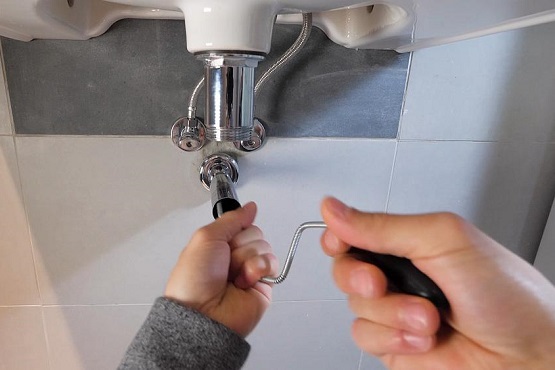 Instalator Aviatiei pentru desfundare canalizare